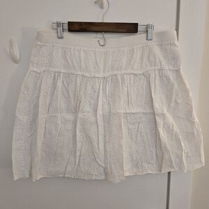 Old Navy White Eyelet Skirt